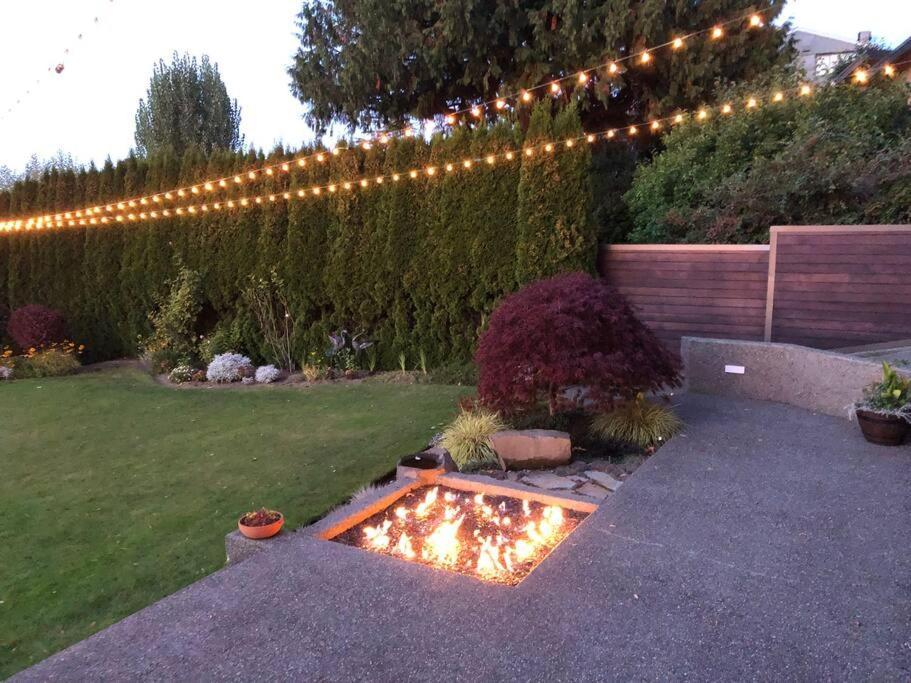 1-Bedroom Seaview Guesthouse On Seattle Luxury Estate With Views Of Olympic Mountains Kültér fotó