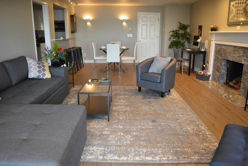 1-Bedroom Seaview Guesthouse On Seattle Luxury Estate With Views Of Olympic Mountains Kültér fotó